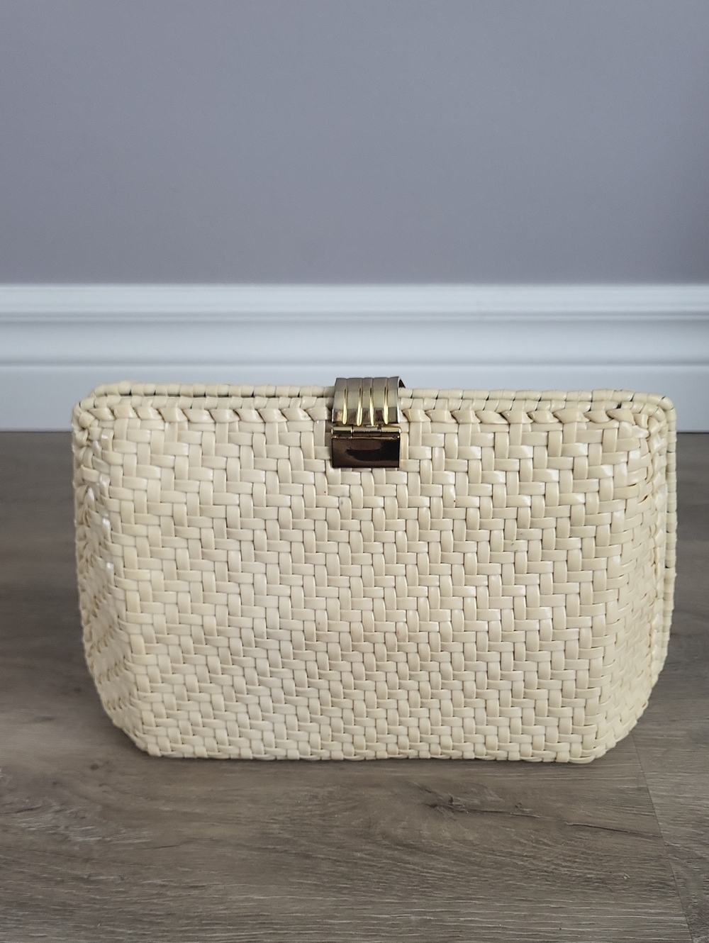 Vintage 90s Does 1950s Woven Cream Clamshell Clutch Bag - Picture 6 of 15